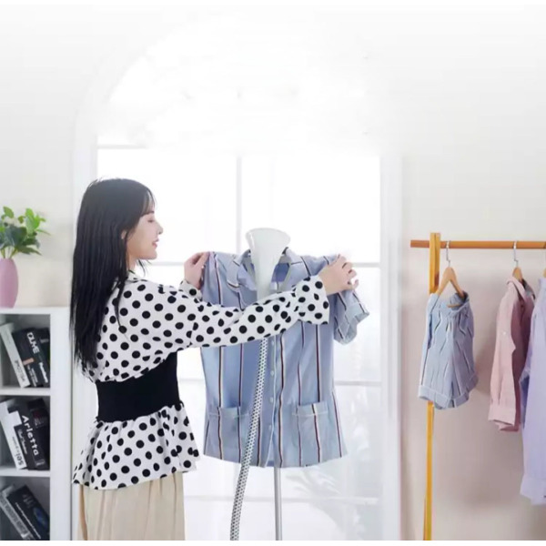 Garment ironing machine steam home lifting